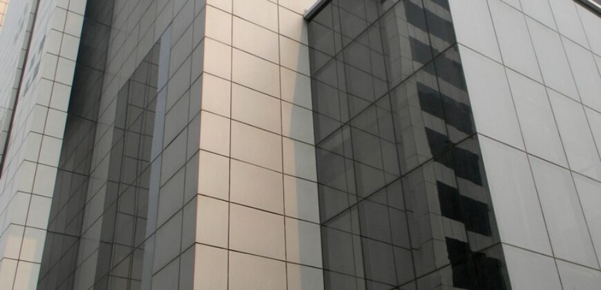 8 Square Sector 125, Greater Noida Expressway