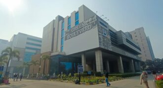 Green Boulevard, Sector 62, Noida