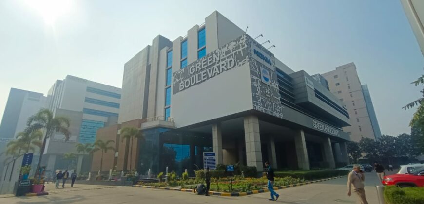 Green Boulevard, Sector 62, Noida