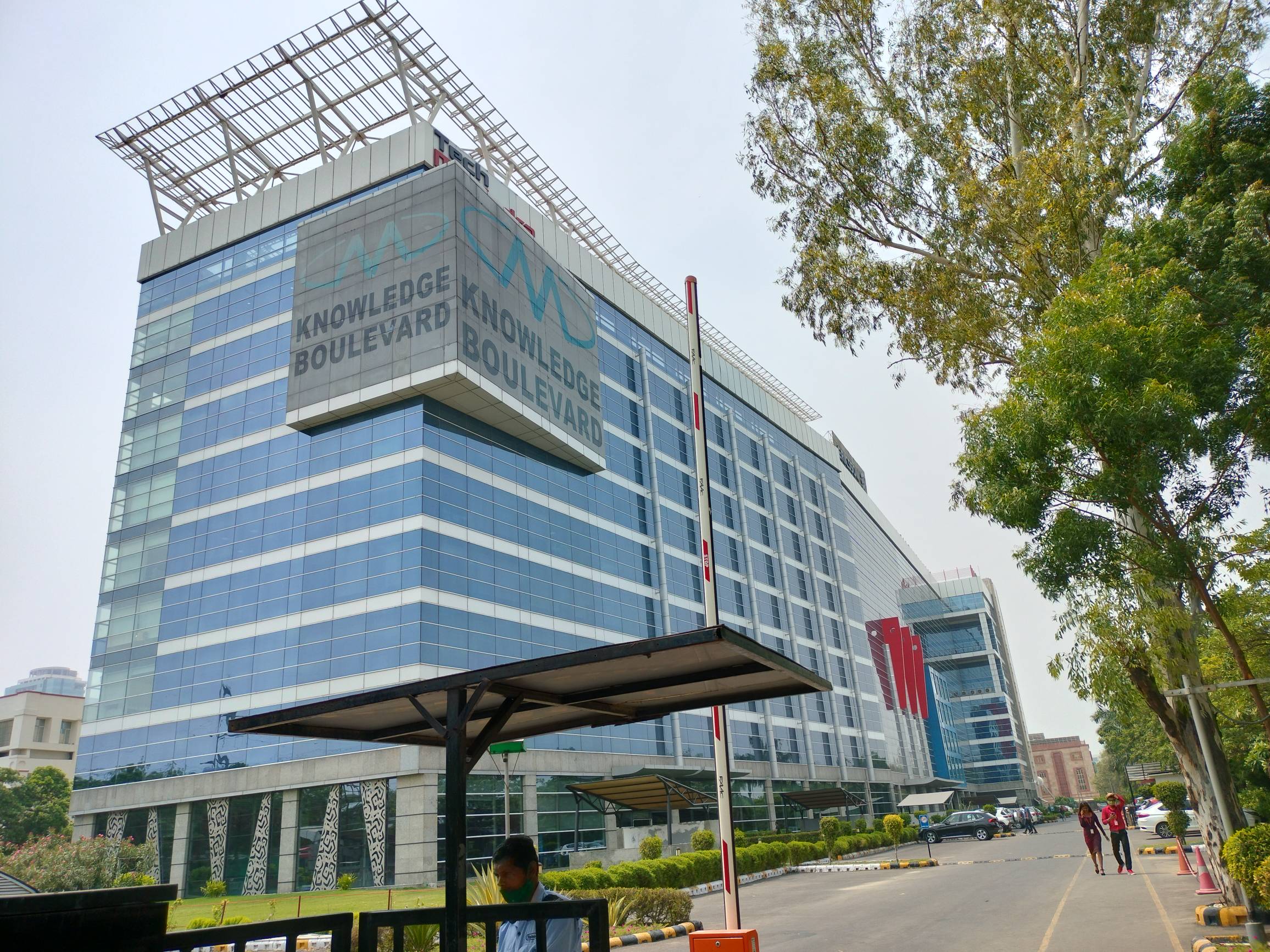 Knowledge Boulevard, Sector 62, Noida